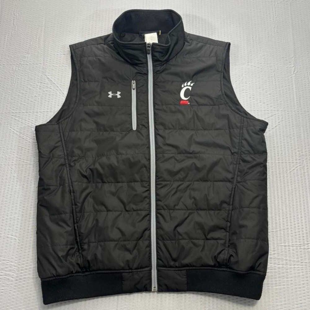 Under Armour black Cincinnati Bearcats puffer vest Size XL 0051